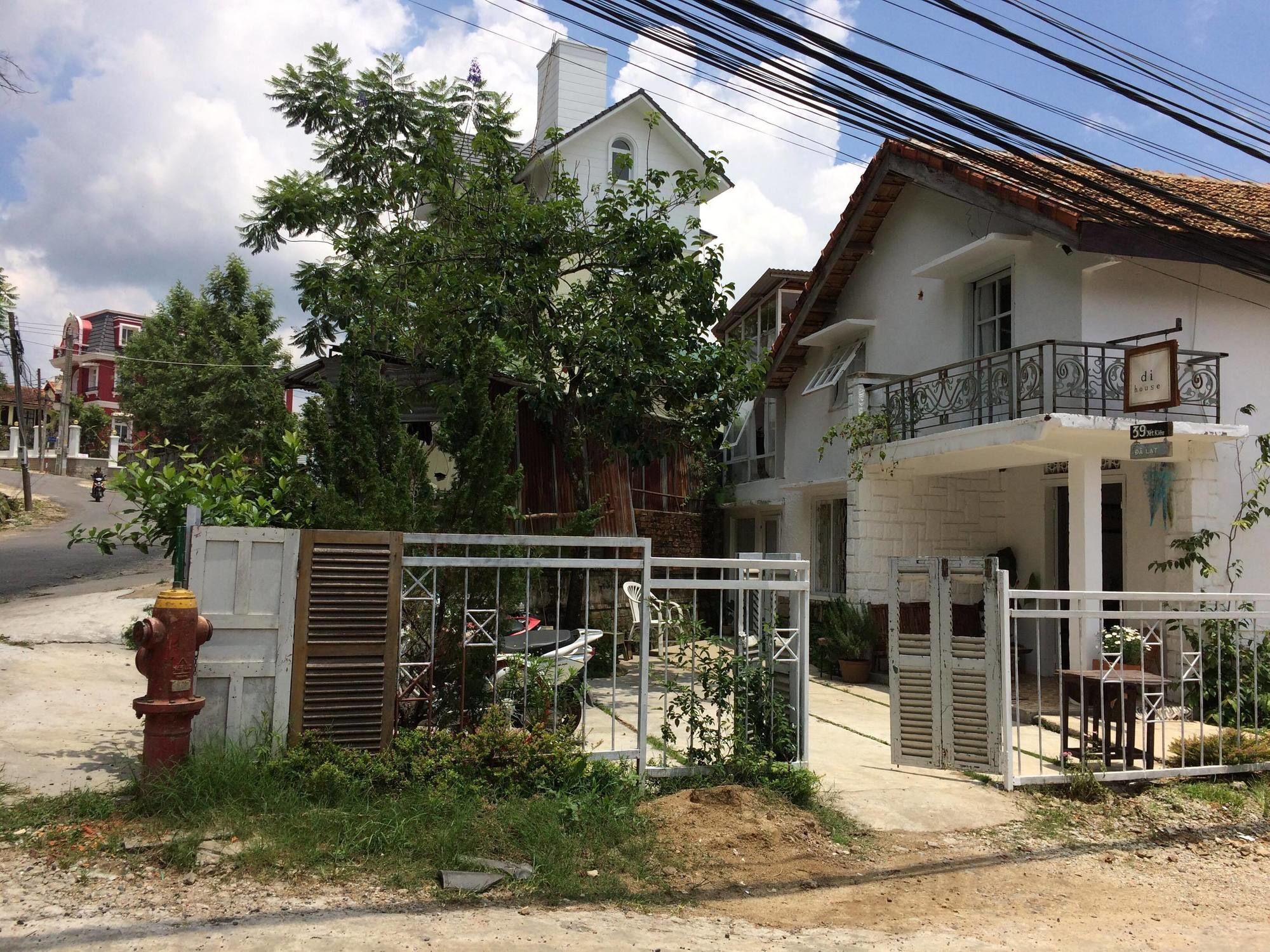 Di House Hotel Да Лат Екстериор снимка